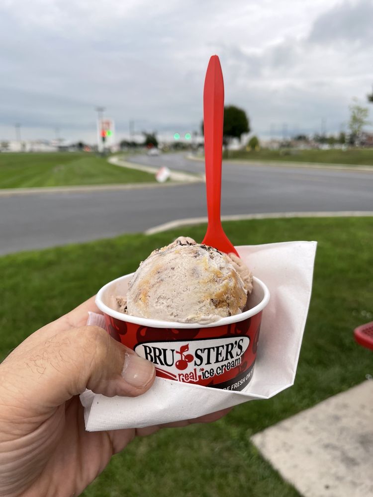 Bruster's Real Ice Cream