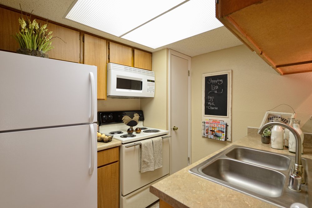 Shadow Ridge Apartments