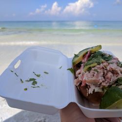 Lido Beach Restaurant 183 Photos 141 Reviews Burgers 400 Ben Photo Of Lido Beach Restaurant Sarasota Fl United States Lobster Roll