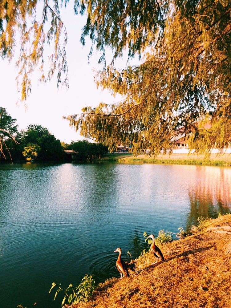 Woodlawn Lake Park 129 Photos & 52 Reviews Parks 1103 Cincinnati