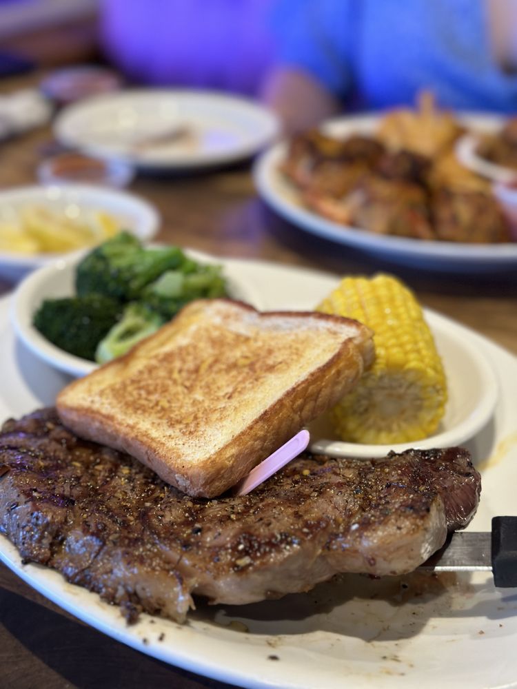 Fisherman's Wharf Steak & Seafood, Hot Springs Roadtrippers