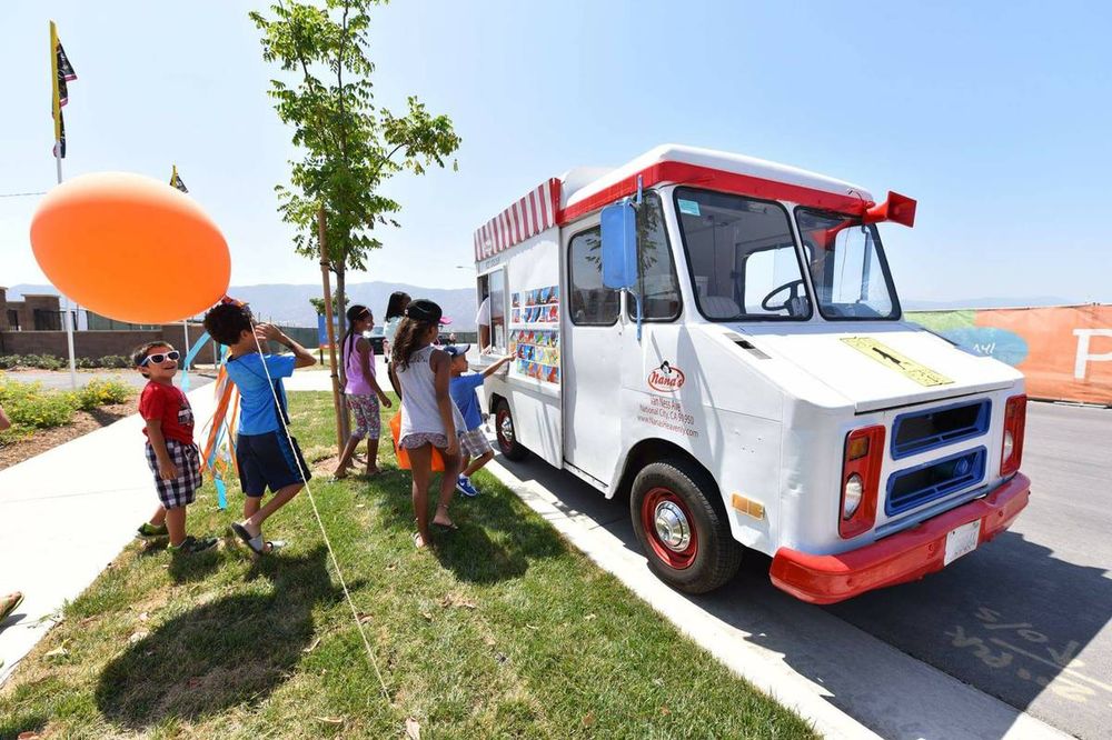 Nana s Heavenly Ice Cream Truck And Ice Cream Cart 35 Photos 20 