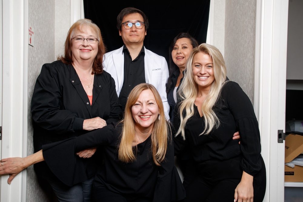 image of business Personalee Dental: James Lee, DDS
