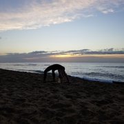 Kauai Yoga On The Beach 76 Photos 39 Reviews 420 Sunrise Photo Of Kauai Yoga On The Beach Kapaa Hi United States Pre