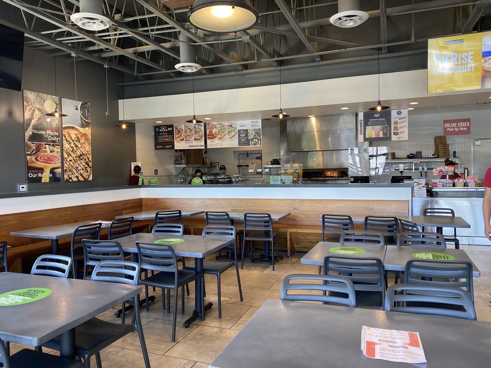 Pieology Pizzeria Atlantic Blvd, Monterey Park, CA