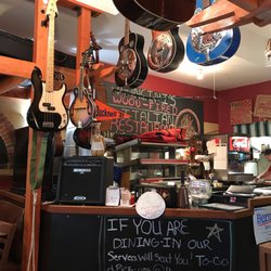 Mancini S Italian Restaurant 54 Photos 42 Reviews Pizza 428 Photo Of Mancini S Italian Restaurant Lewisburg Pa United States Antique Guitars