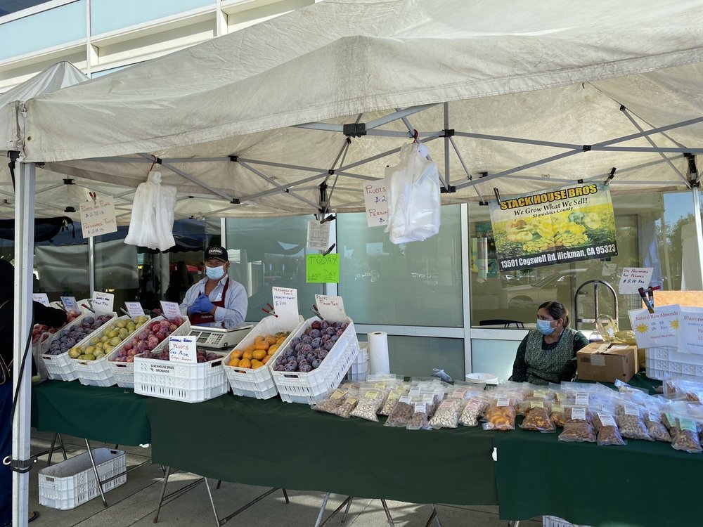 Natividad's Farmer's Market