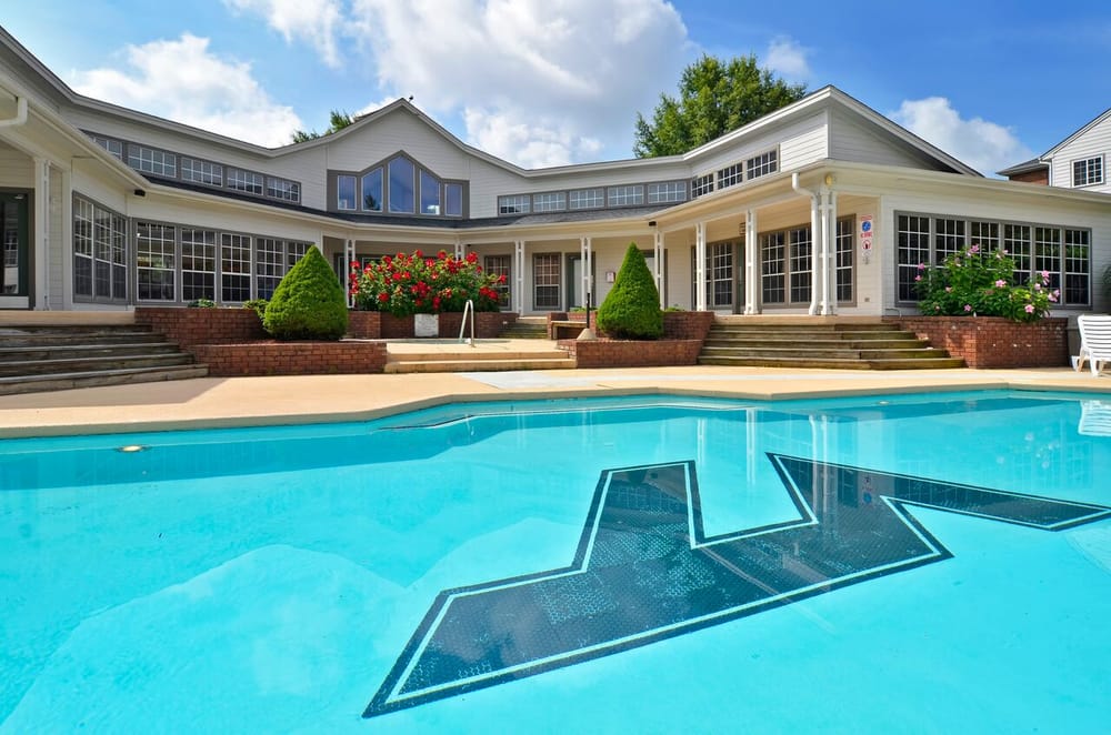 The Village at Blacksburg 17 Photos Apartments 1600 Patrick Henry