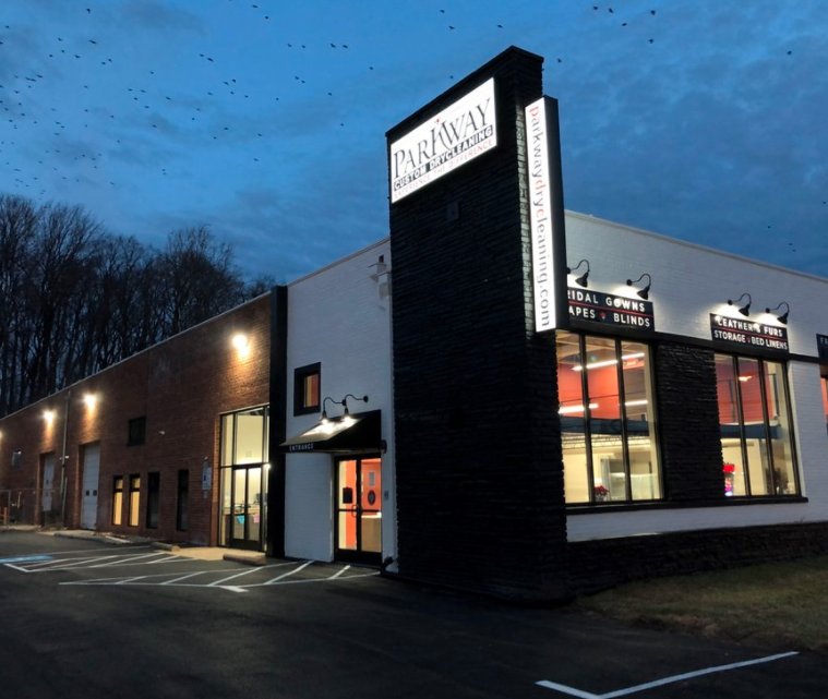 Parkway Custom Drycleaning
