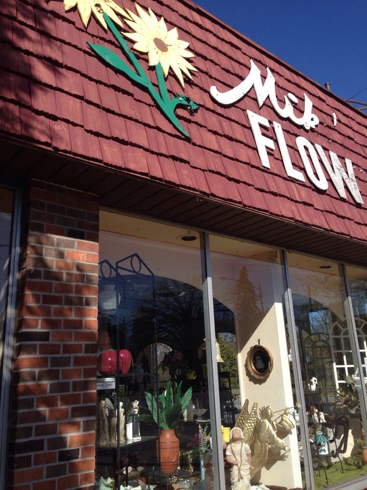 Mike’s Flower Shop CLOSED Florists 6500 N Milwaukee