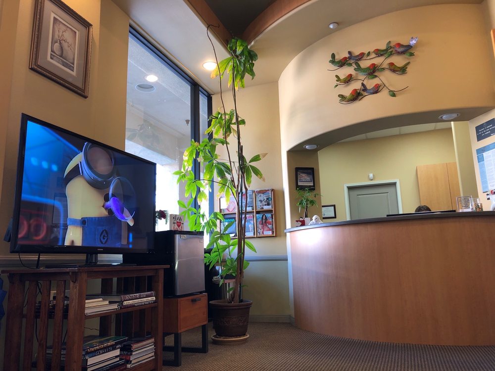 image of business Gerard D Salvosa, DMD