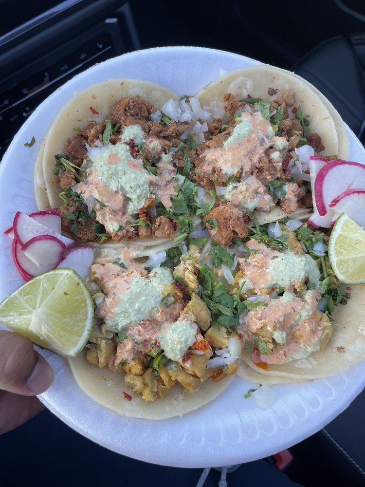 Lonchera  Los Güeros Tacos Al Vapor