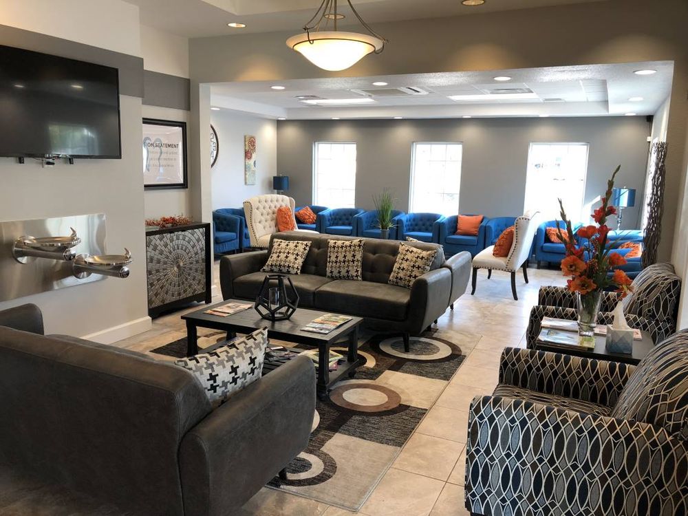 image of business Valencia Family Dentistry & Orthodontics