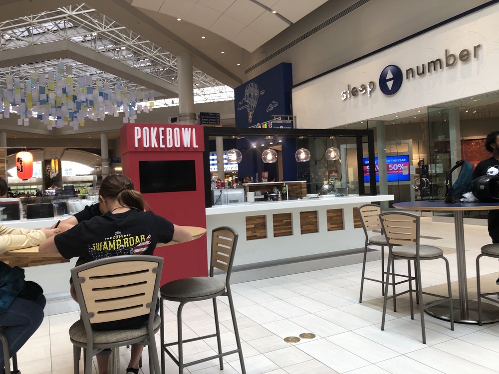 Sakura Pokebowl & Sushi