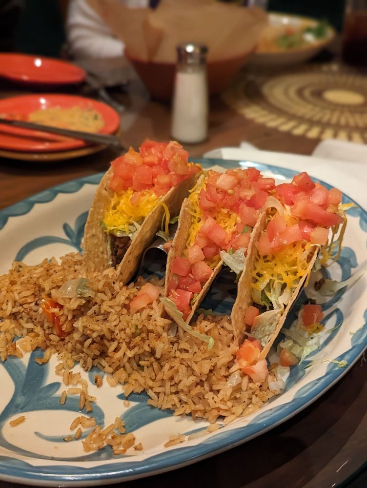 Lupe Tortilla Mexican Restaurant