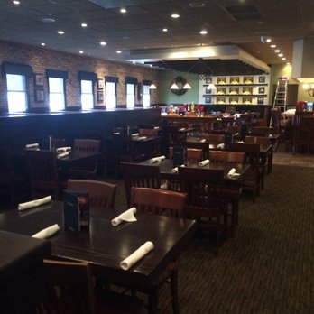 Carrabba S Italian Grill 66 Photos 103 Reviews Photo Of Carrabba S Italian Grill Warwick Ri United States Attractive Dining Area