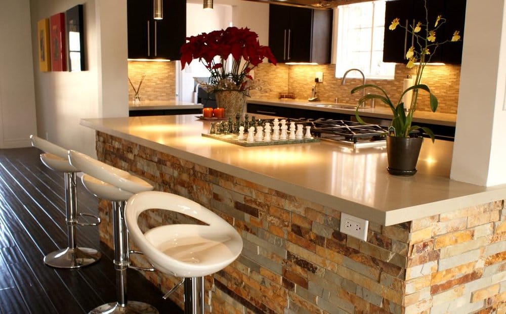Slate island with cream quartz - Yelp