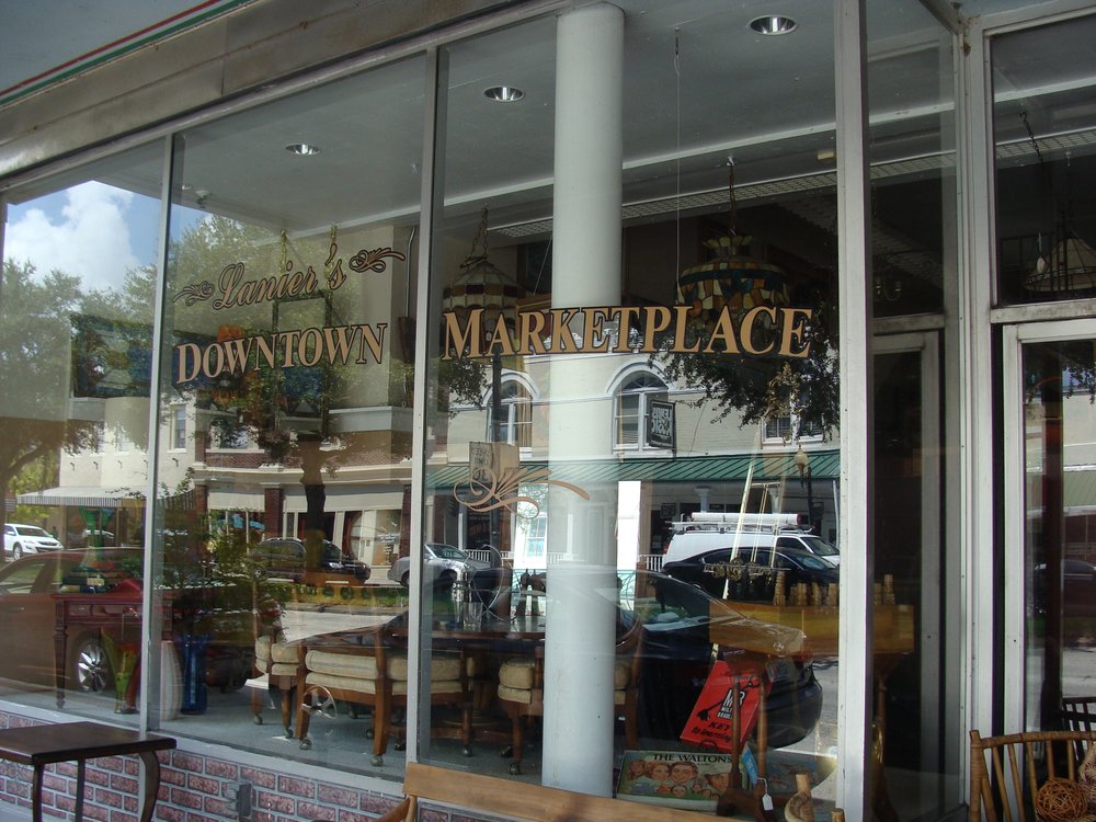 Lanier’s Historic Downtown Market Place 49 Photos Antiques 108