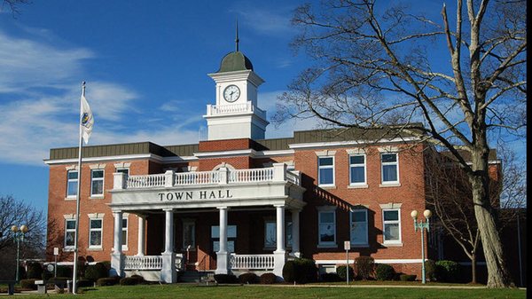 Randolph Town Hall 40 Highland Ave Ma City Government Hotels Nearby