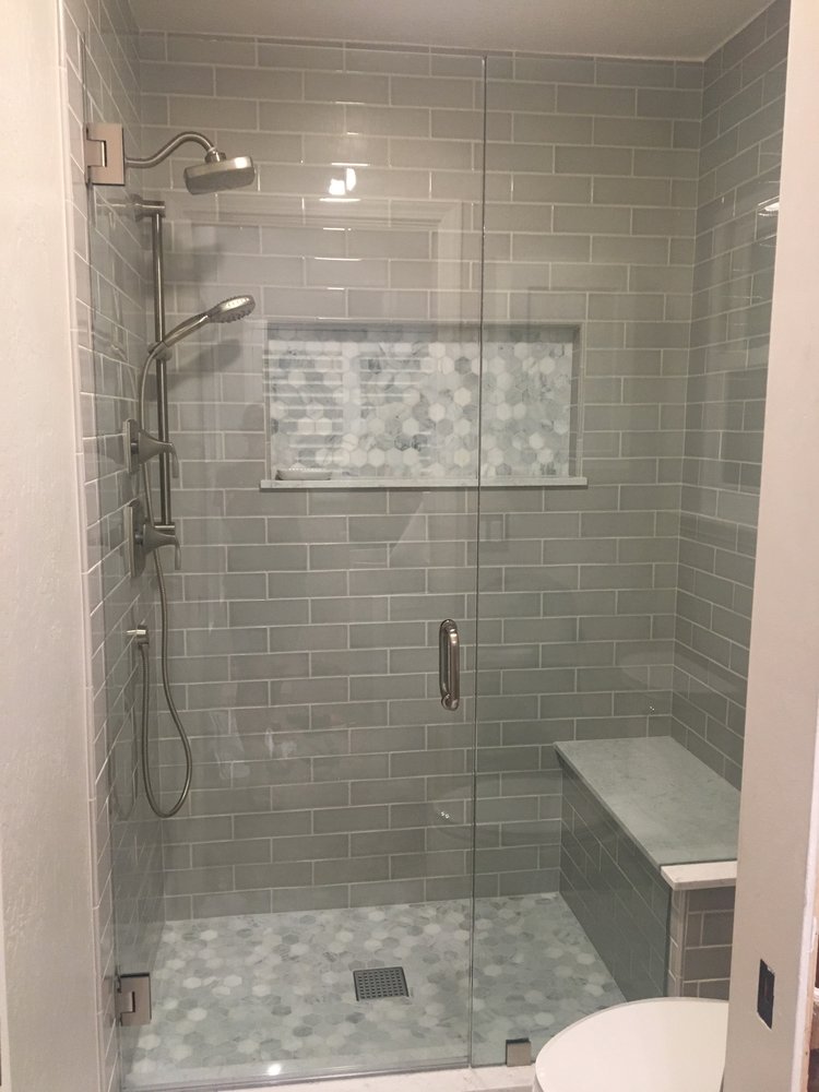 image of business Iconic Tile