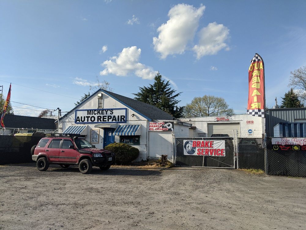 Mickey's Automotive