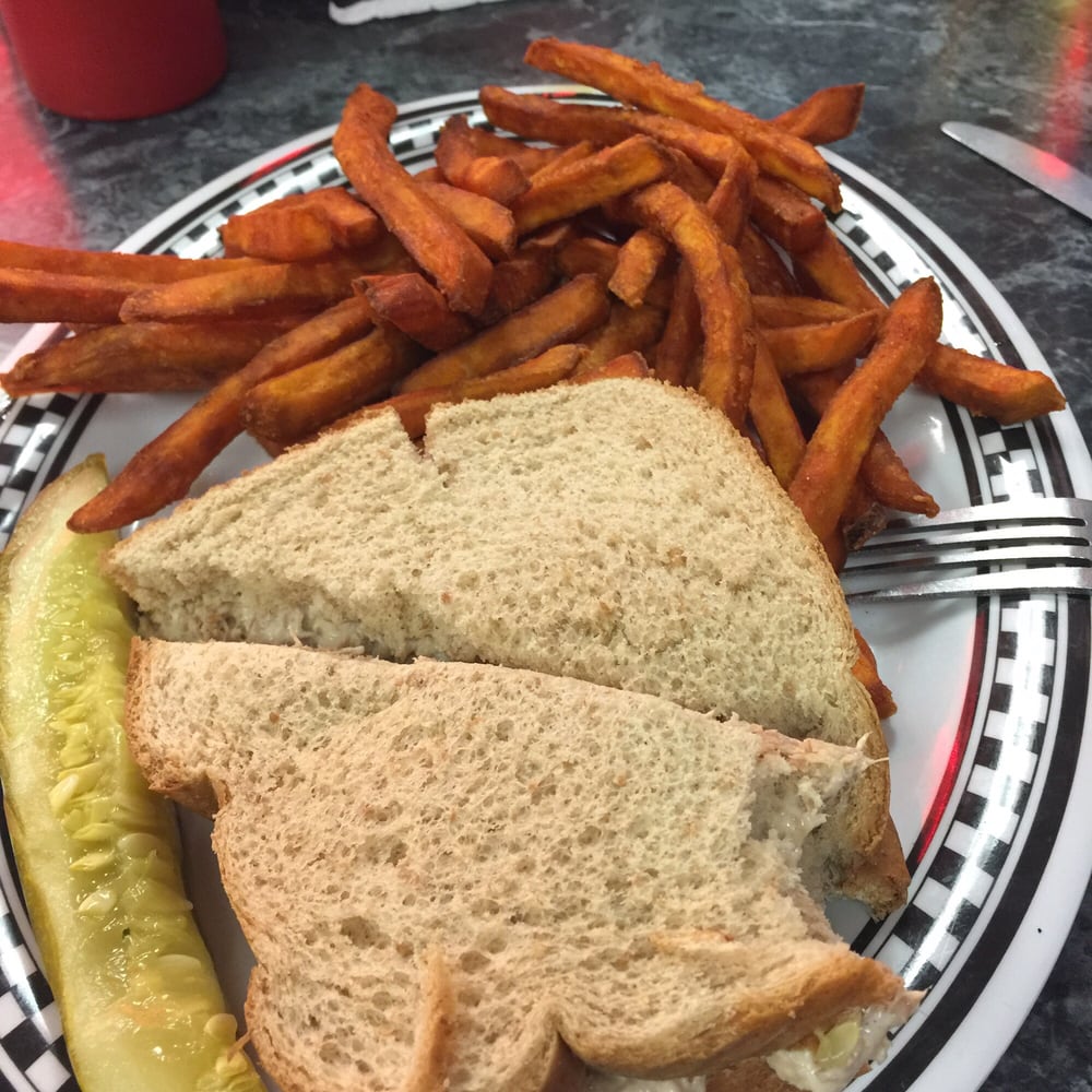 Bun ‘N Cone 24 Photos & 20 Reviews American (New) 86 Bridge St