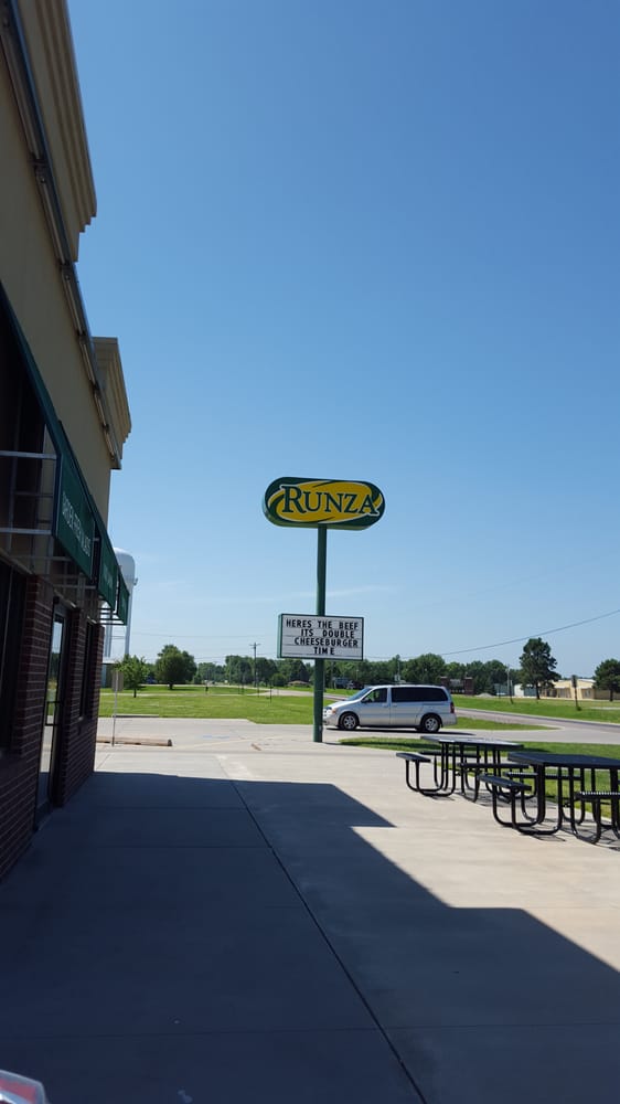Runza Fast Food 2630 Industrial Ave, Fairbury, NE Restaurant