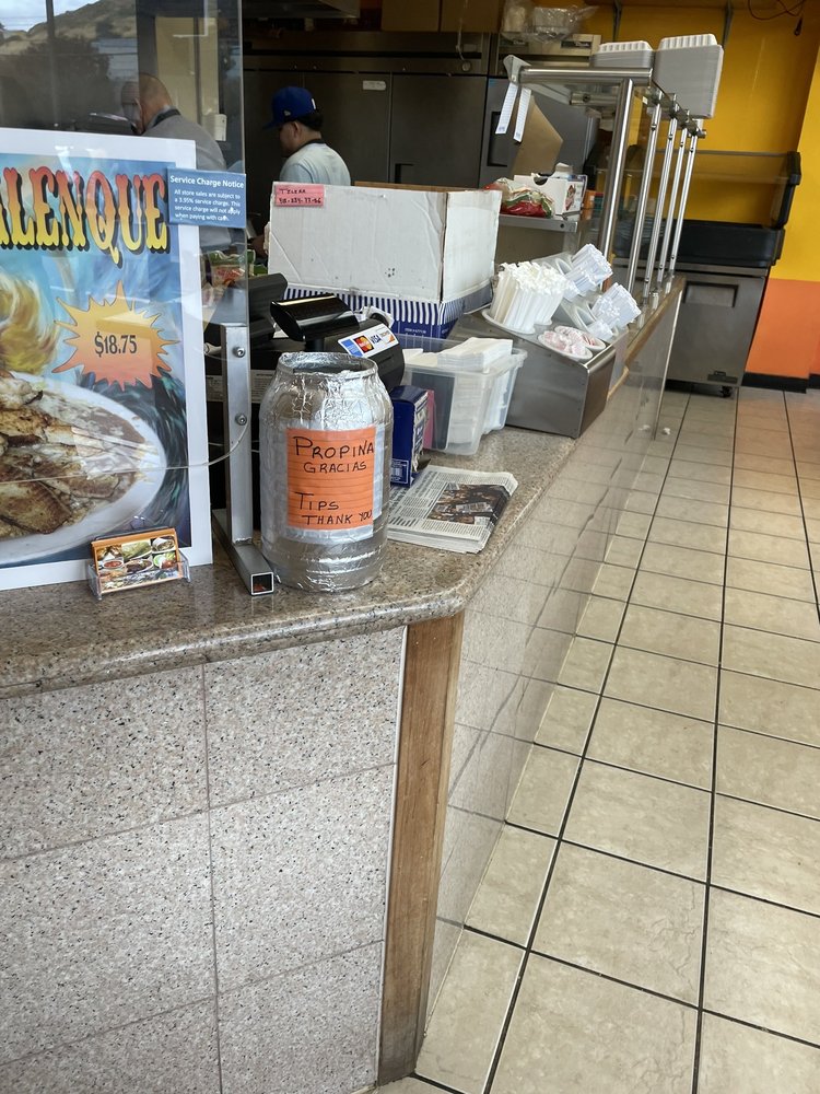 El Palenque Taqueria