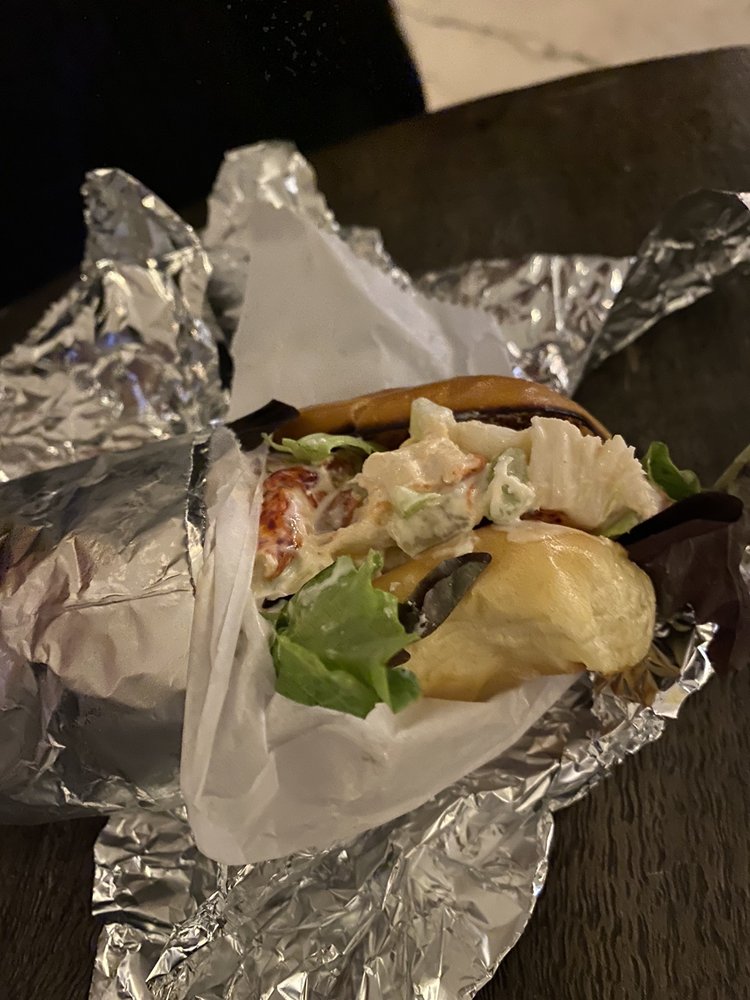 Metropolitan Seafood & Gourmet Photo