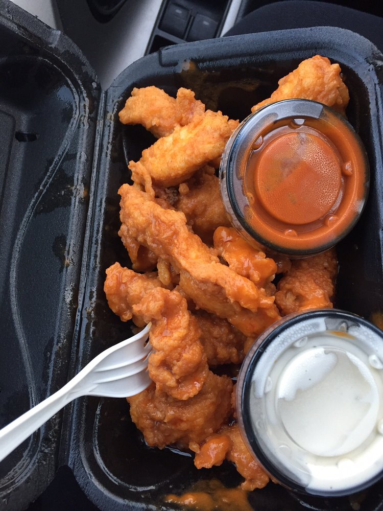 Frickers 13 Photos & 34 Reviews Chicken Wings 1383 Miamisburg