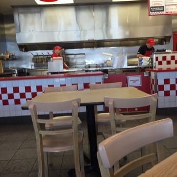 hanover guys Armed robbery at five guys in east hanover - east hanover-florham park, nj - police say he used a knife to threaten employees. hanover guys Armed robbery at five guys in east hanover - east hanover-florham park, nj - police say he used a knife to threaten employees.
