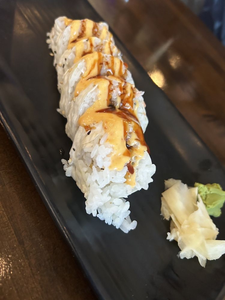 Akashi Asian & Sushi Bar Akashi Asian & Sushi Bar