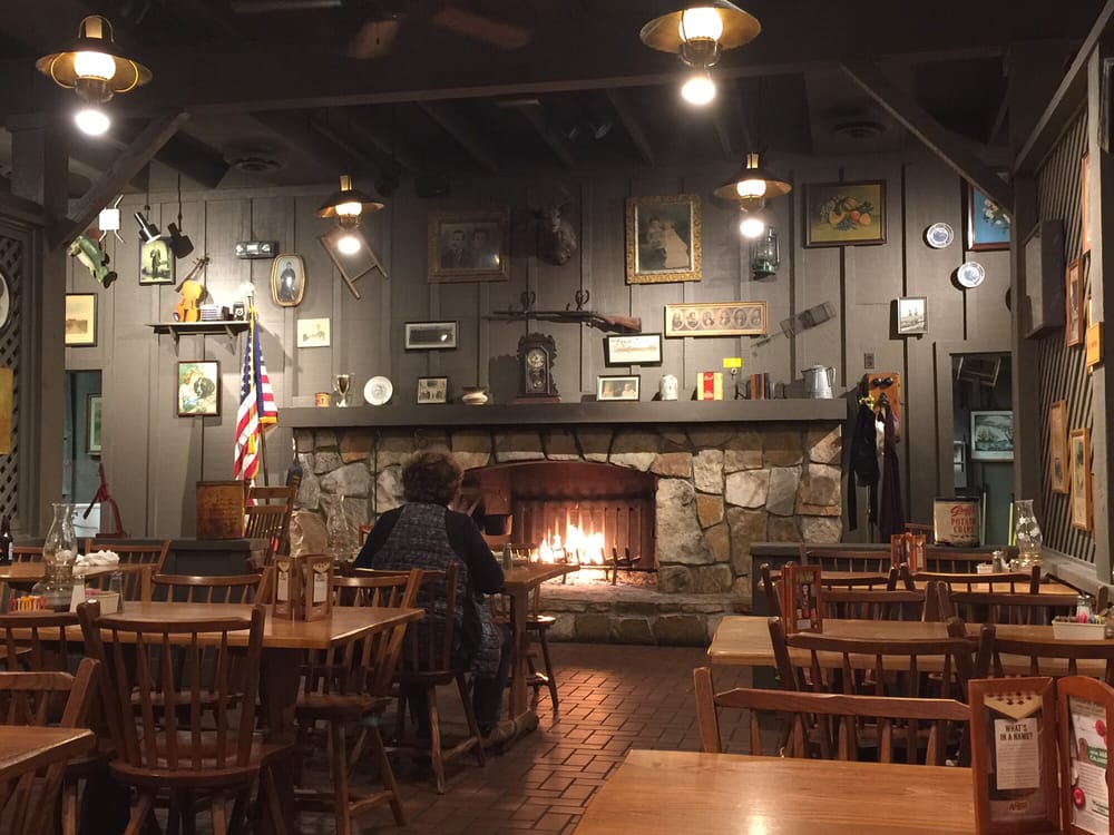 Cracker Barrel Old Country Store 16 Photos & 23 Reviews Breakfast & Brunch 250 Britain St