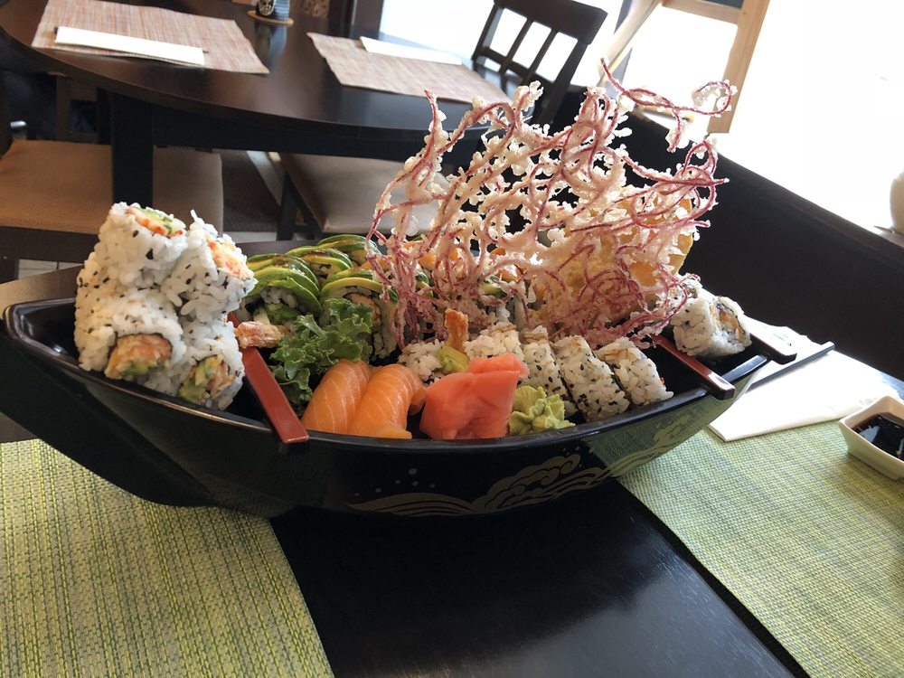 Roll & Thai
