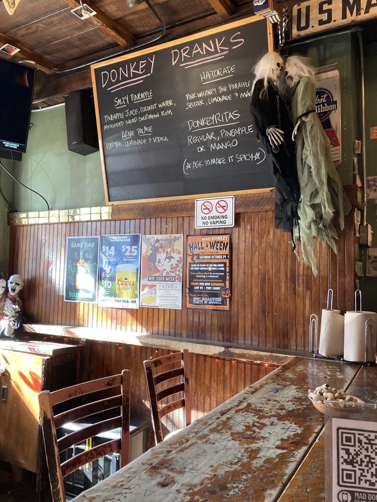 Mad Donkey Beer Bar & Grill photo 2
