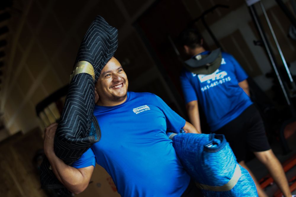 Stronger Moving & Delivery Service