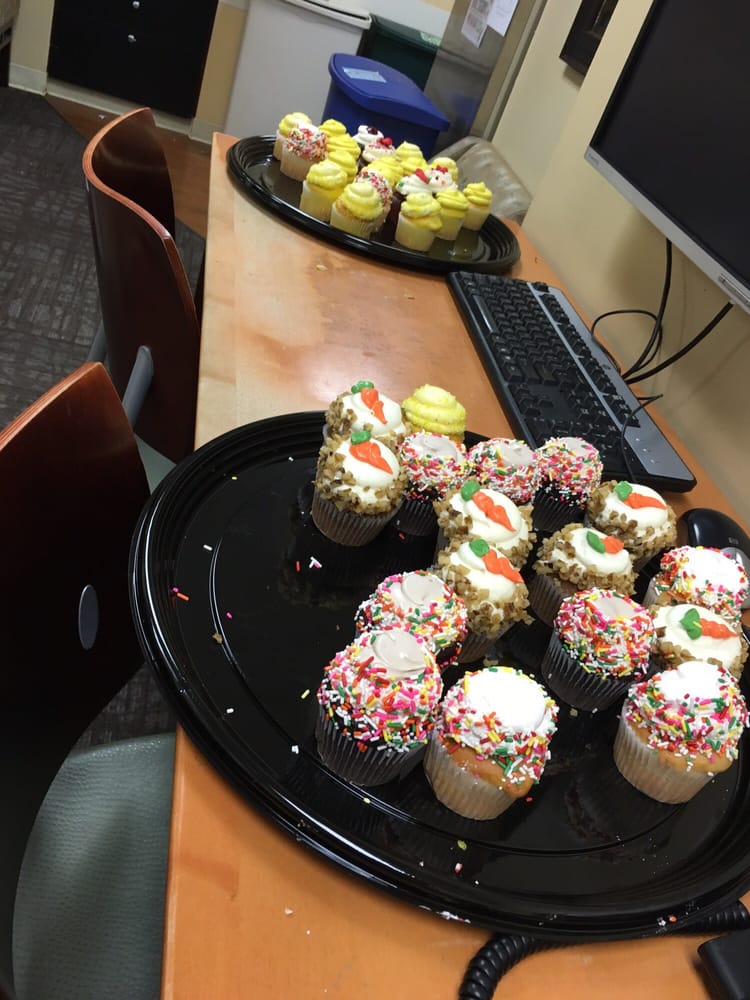 Stanford Hospital and Clinics Market Square Cafeteria 79 Photos & 65