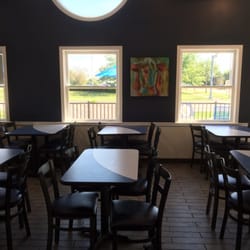 Creamery 12 Photos 11 Reviews Ice Cream Frozen Yogurt 918 Photo Of Creamery New Lenox Il United States Inside Clean