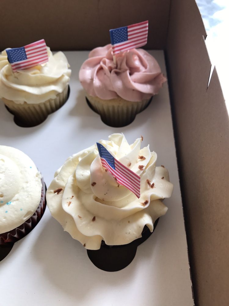 Alexandria Cupcake