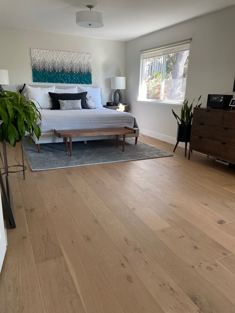 image of business Lagares Flooring