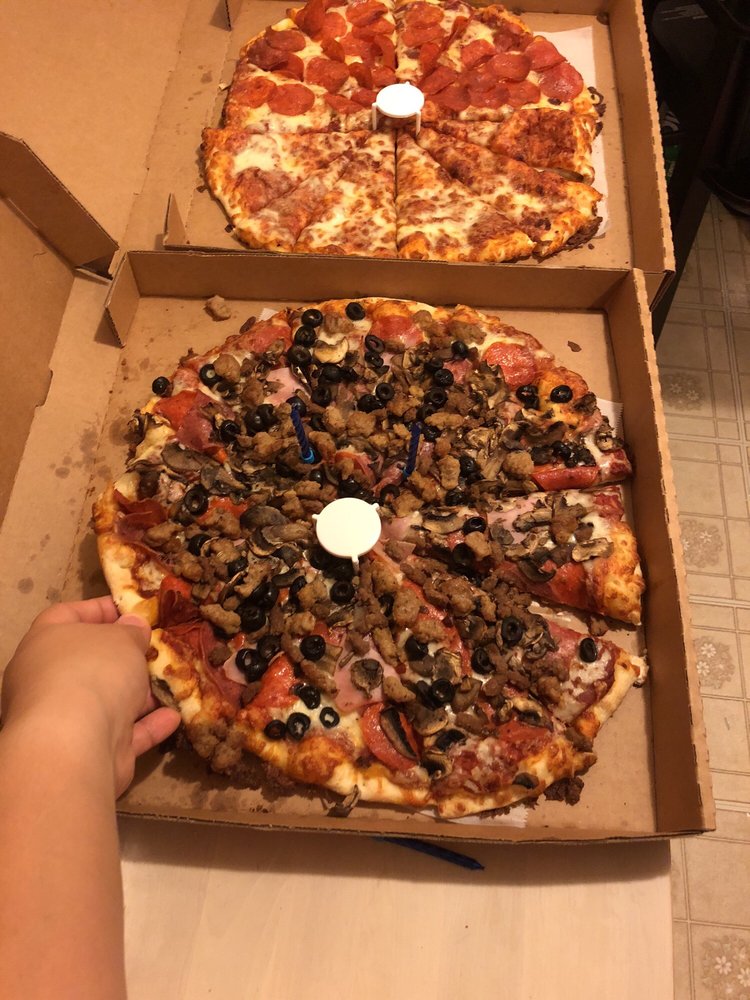 Straw Hat Pizza Order Food Online 79 Photos & 128 Reviews Pizza