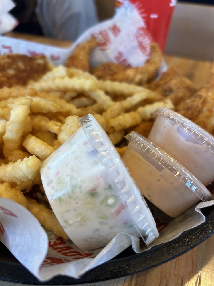 Raising Canes Chicken