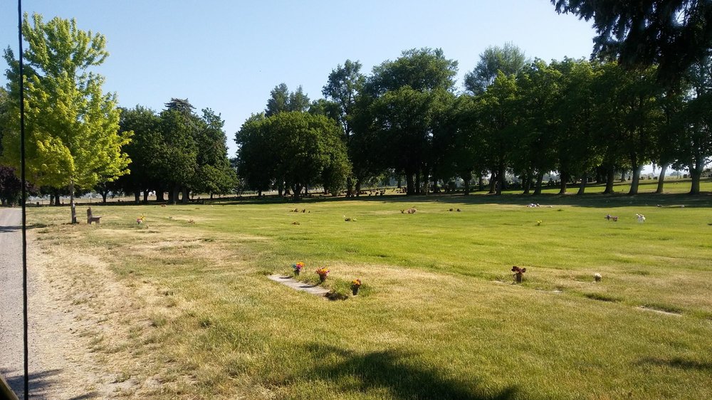 Lower Valley Memorial Gardens 26 Photos Funeral Services