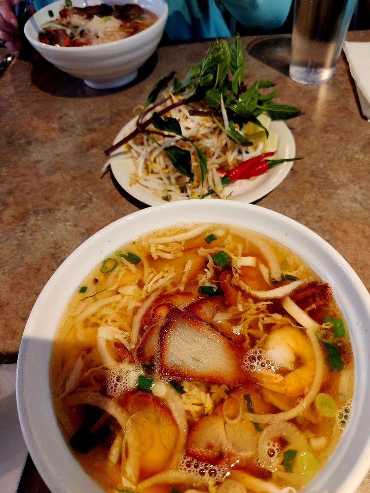 Kanata Noodle House