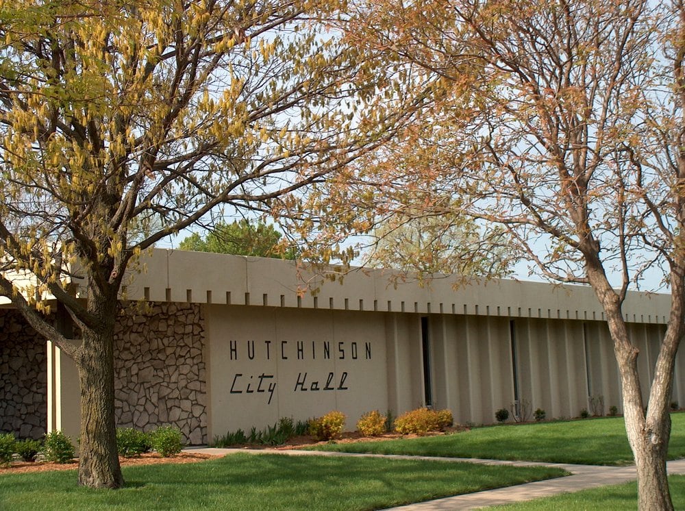City of Hutchinson Public Services & Government 125 E Ave B