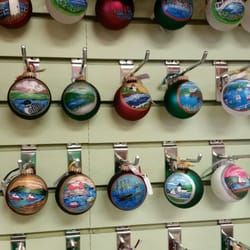 christmas vacation shop gift shops 150 main st bar harbor me christmas vacation shop