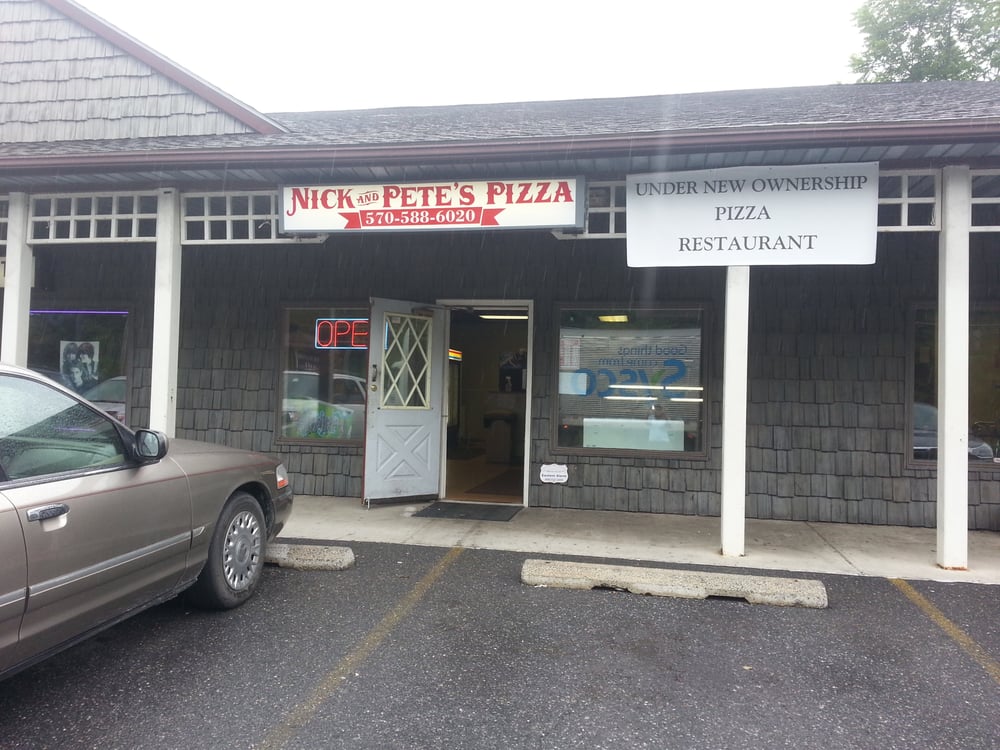 Nick And Pete’s Pizza Pizza 707 Winona Falls Rd, Bushkill, PA