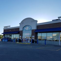 Delta Sonic Car Wash 97 Photos 152 Reviews 1355 Photo Of Delta Sonic Car Wash Amherst Ny United States Not Even