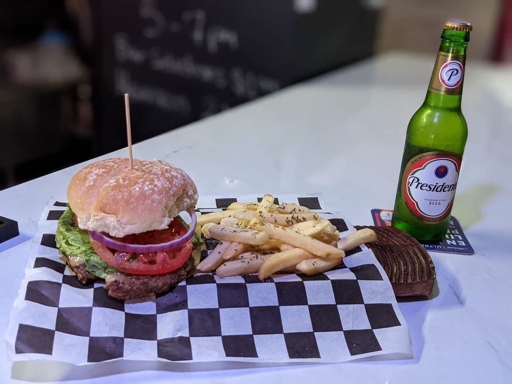 Toro's Bites and Bar