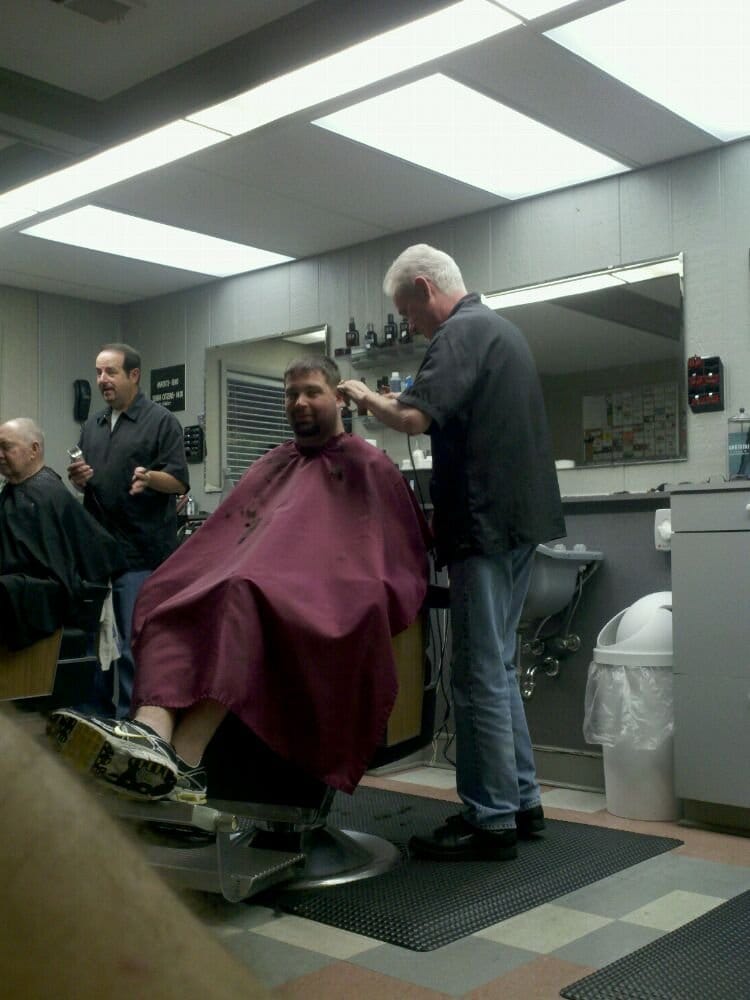 Highview Barber Shop & Hairstyling Barbers 7403 Fegenbush Ln, Louisville, KY Phone Number